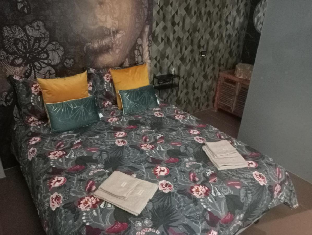 בארי Suite Luxurya מראה חיצוני תמונה