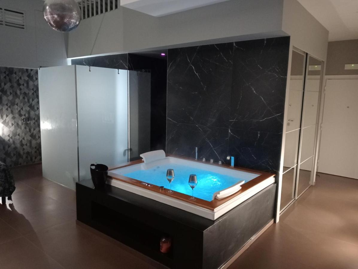 בארי Suite Luxurya מראה חיצוני תמונה